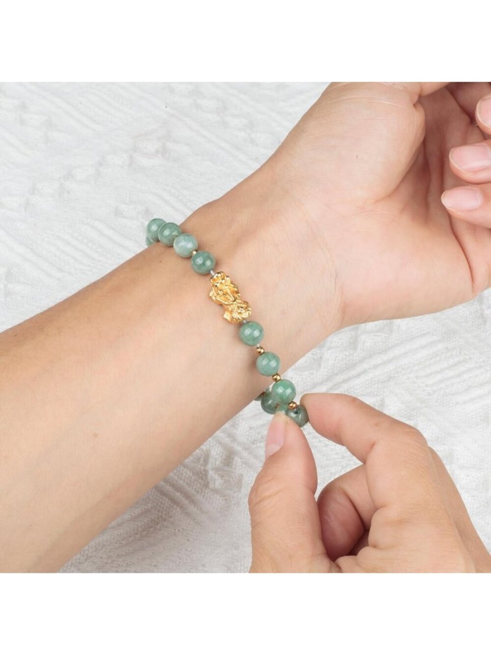 Green Real Jade Wealth Bracelet for Women - Attract Luck & Prosperity Jewelry - Picture 6 of 6